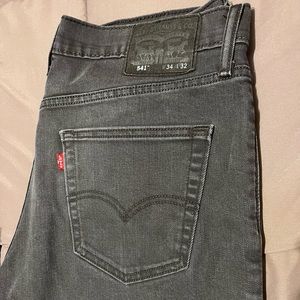 Dark gray Levi’s 541 Athletic taper jeans